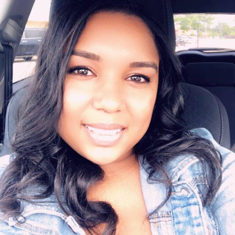 Meet your Posher, Christina